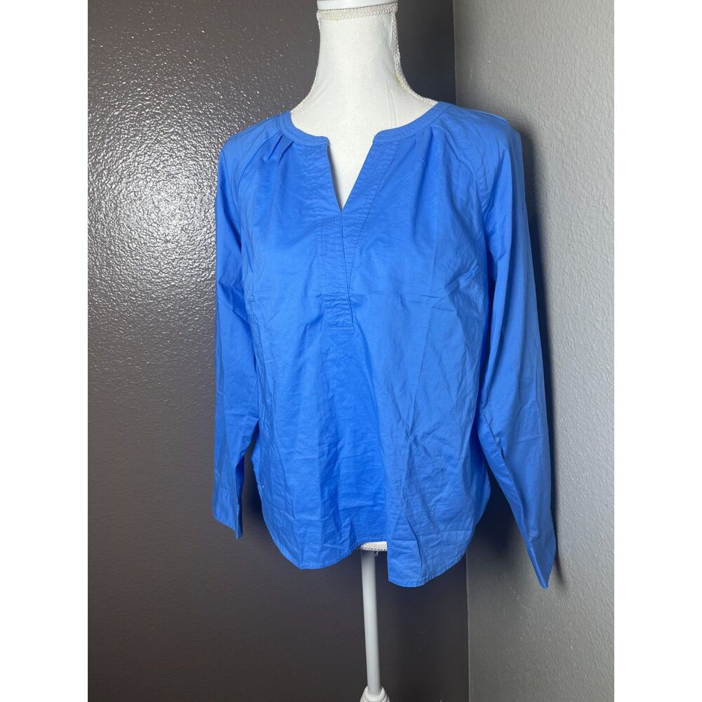 TALBOTS 100% COTTON SIZE MEDIUM PETITE BLOUSE POPLIN TOP BLUE NWOT - Picture 5 of 6